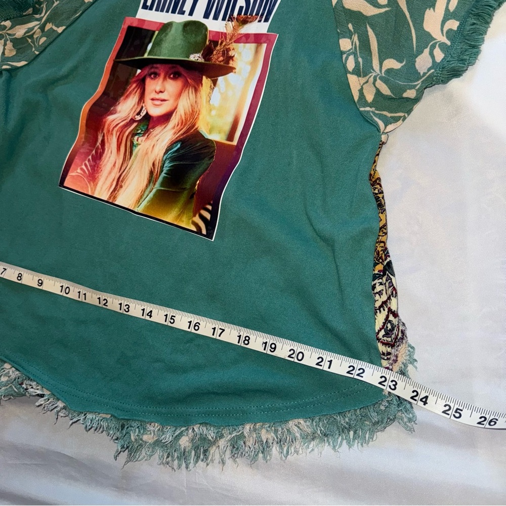 Lainey Wilson BOHO Country Western Short Sleeve Top Shirt T-Shirt‎ Unique Ladies - Picture 10 of 13